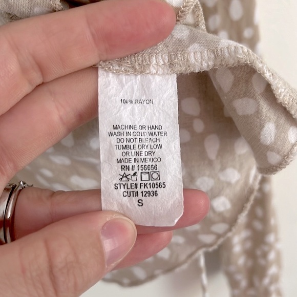 Wild Love Front Tie Spotted Crop Top - Picture 4 of 4